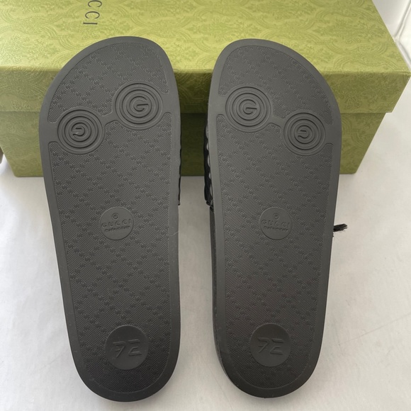Gucci quilted GG Rubber slides